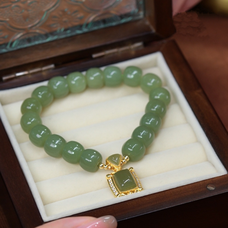 Collar y Pulsera Lucky Leaves™ de Jade Esmeralda